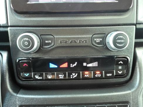 Used 2025 RAM ProMaster 3500 w/ Convenience Group FWD image 36