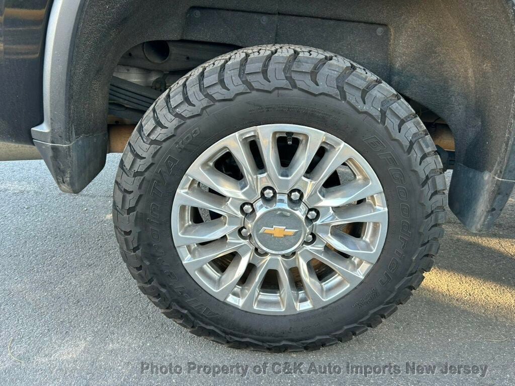 Used 2021 Chevrolet Silverado 2500 High Country w/ Technology Package AWD/4WD image 69