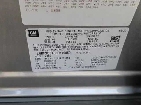 Used 2020 Buick Envision Essence w/ Experience Buick Package image 34