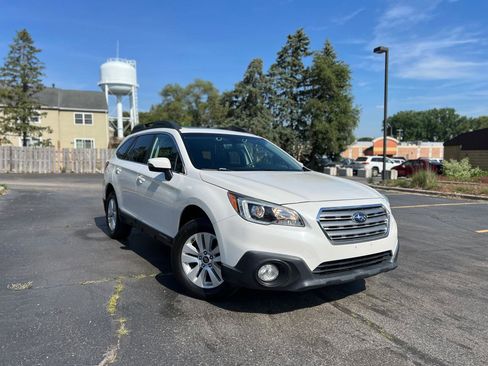 Used 2017 Subaru Outback 2.5i Premium AWD/4WD image 12