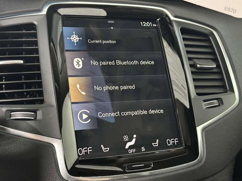 Certified 2022 Volvo XC90 T6 Momentum image 30