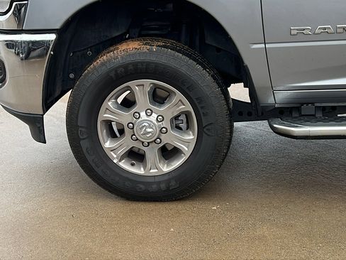 Used 2024 RAM 2500 Big Horn w/ Bed Utility Group image 12