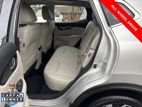 Used 2022 Nissan Rogue Sport SL w/ Premium Package image 23