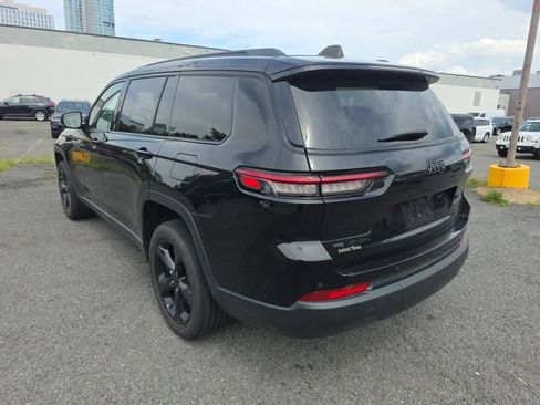 Used 2023 Jeep Grand Cherokee L Laredo AWD/4WD image 3
