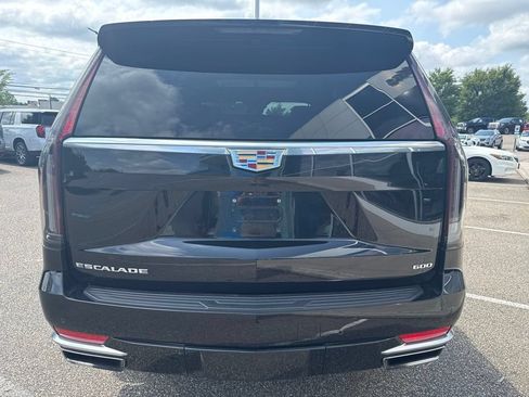 Used 2024 Cadillac Escalade Premium Luxury w/ Performance Package AWD/4WD image 6