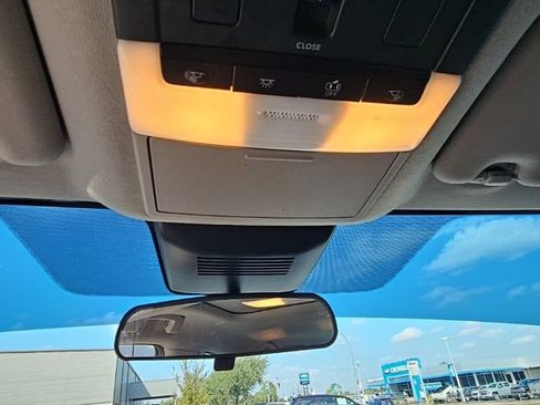 Used 2024 Nissan Sentra SR w/ SR Premium Package image 22