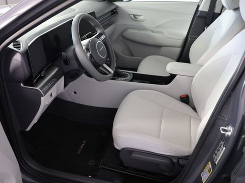 Used 2024 Hyundai Kona SE AWD/4WD image 17