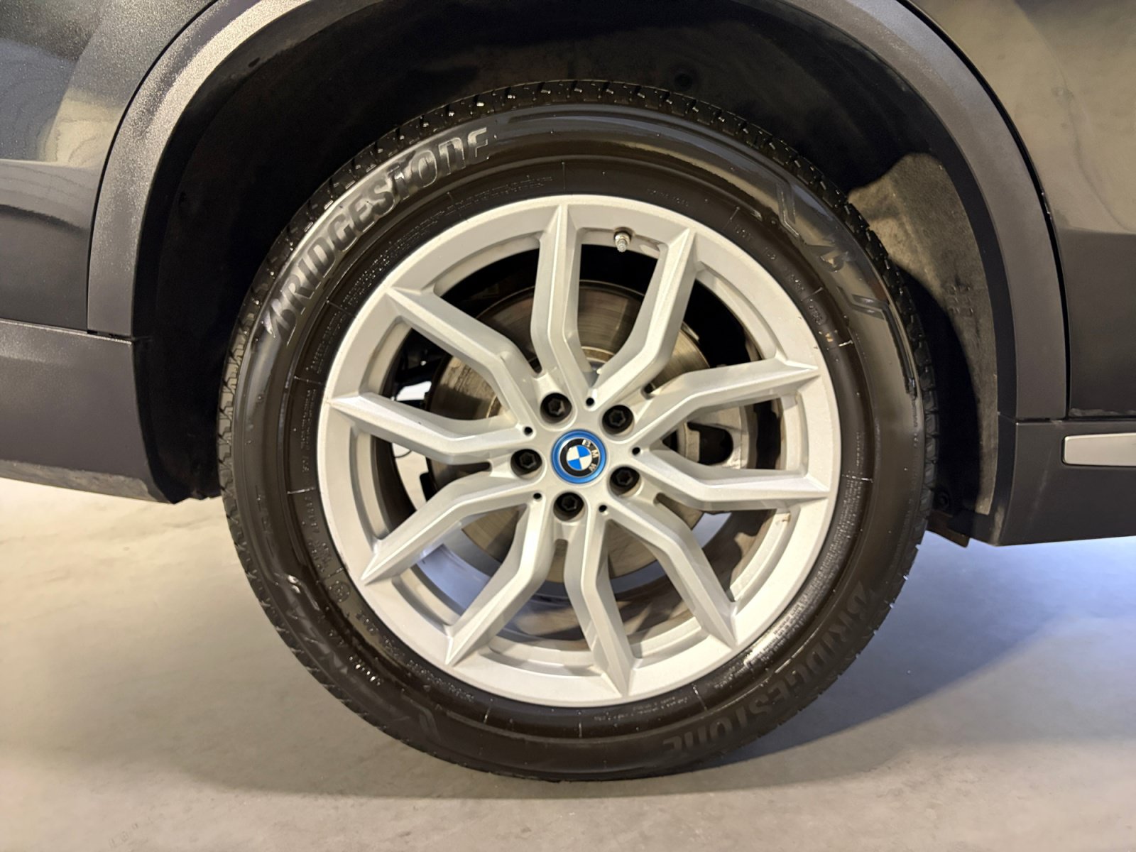 Used 2022 BMW X5 xDrive45e w/ Premium Package AWD/4WD image 21