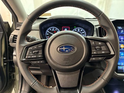 Used 2024 Subaru Crosstrek 2.5i Limited AWD/4WD image 14