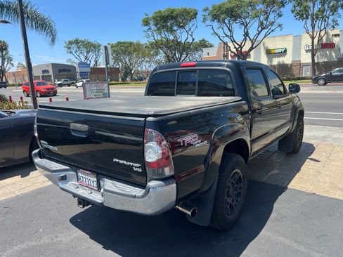 Used 2011 Toyota Tacoma PreRunner w/ TRD Off-Road Pkg w/JBL Audio RWD image 8