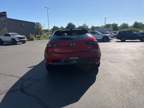 Used 2023 MAZDA MAZDA3 Hatchback w/Premium Plus Pkg AWD/4WD image 11