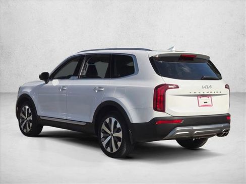 Used 2022 Kia Telluride S image 7