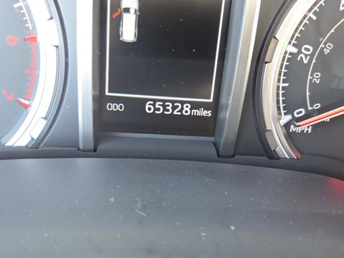 Used 2022 Toyota 4Runner Limited image 30