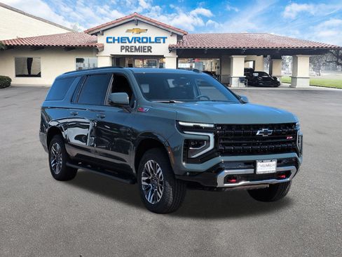 New 2026 Chevrolet Suburban Z71 w/ Z71 Off-Road Package AWD/4WD image 2