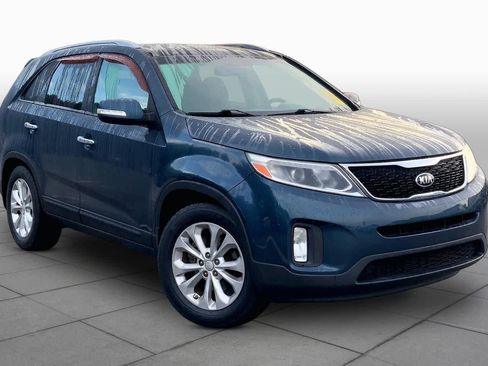 Used 2015 Kia Sorento EX w/ EX V6 Touring Package FWD image 3