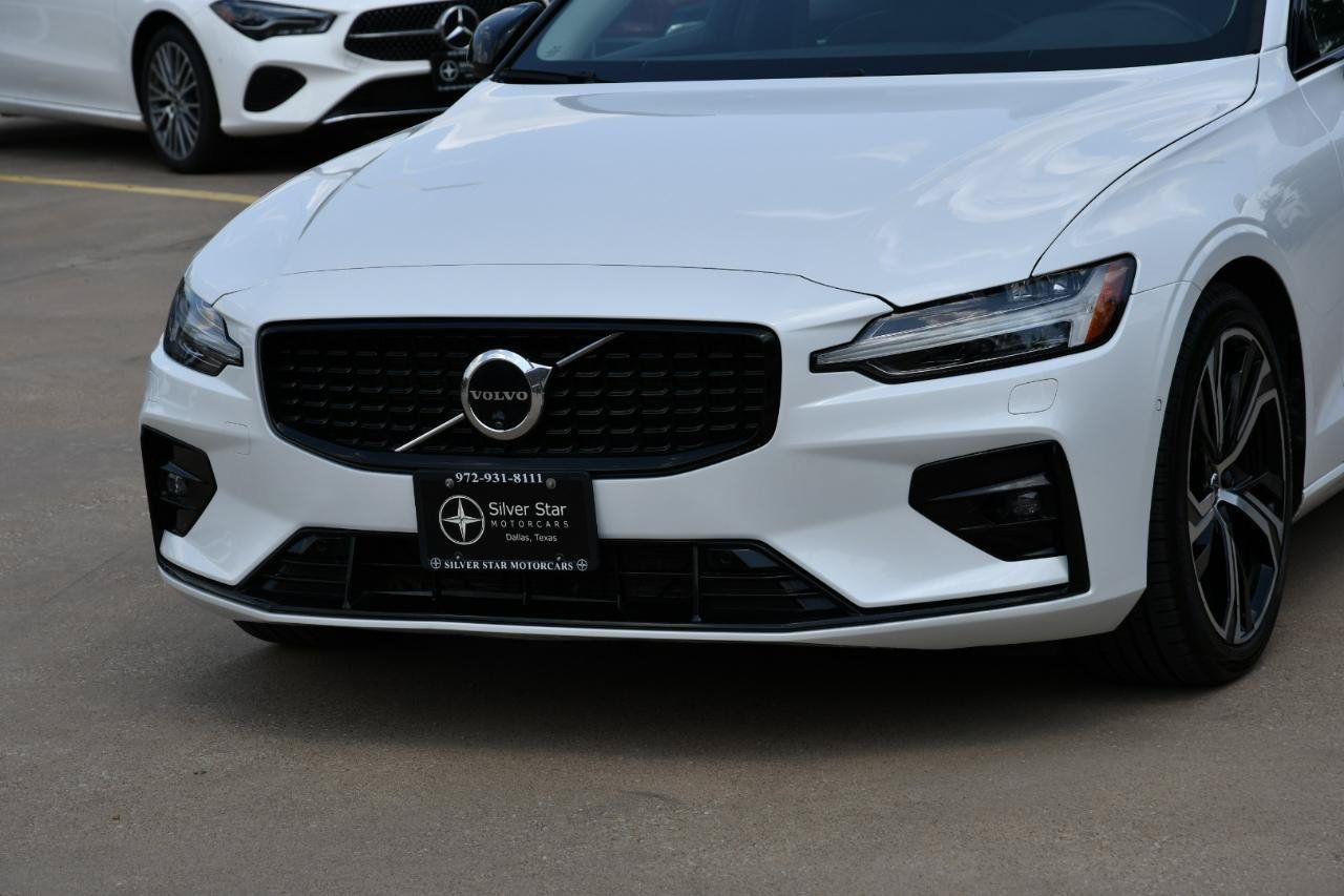 Used 2024 Volvo S60 B5 Plus FWD image 3