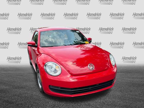 Used 2012 Volkswagen Beetle 2.5 FWD image 5
