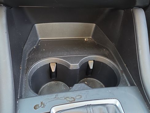 Used 2021 MAZDA MAZDA3 s FWD image 32