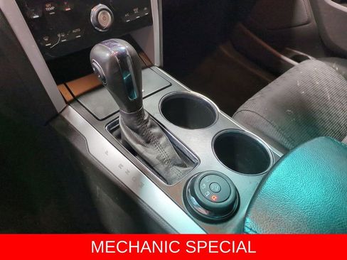 Used 2013 Ford Explorer XLT image 31