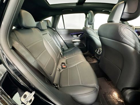 Used 2026 Mercedes-Benz GLC 300 image 25