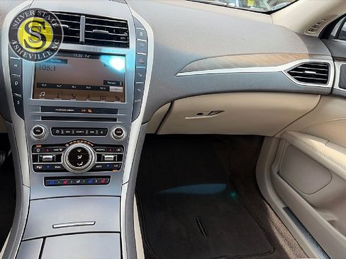 Used 2017 Lincoln MKZ Reserve w/ Technology Package AWD/4WD image 23