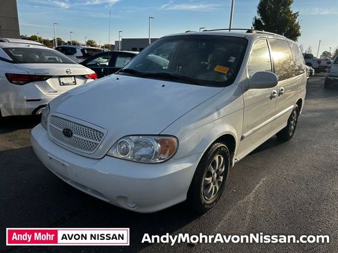 Used 2005 Kia Sedona LX image 1