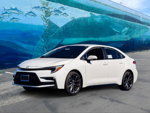 New 2027 Toyota Corolla SE FWD image 3