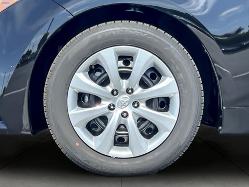 New 2025 Toyota Corolla LE FWD image 23