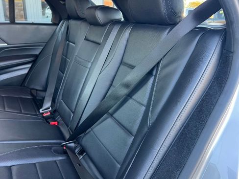 Used 2020 Mercedes-Benz GLE 350 4MATIC image 28