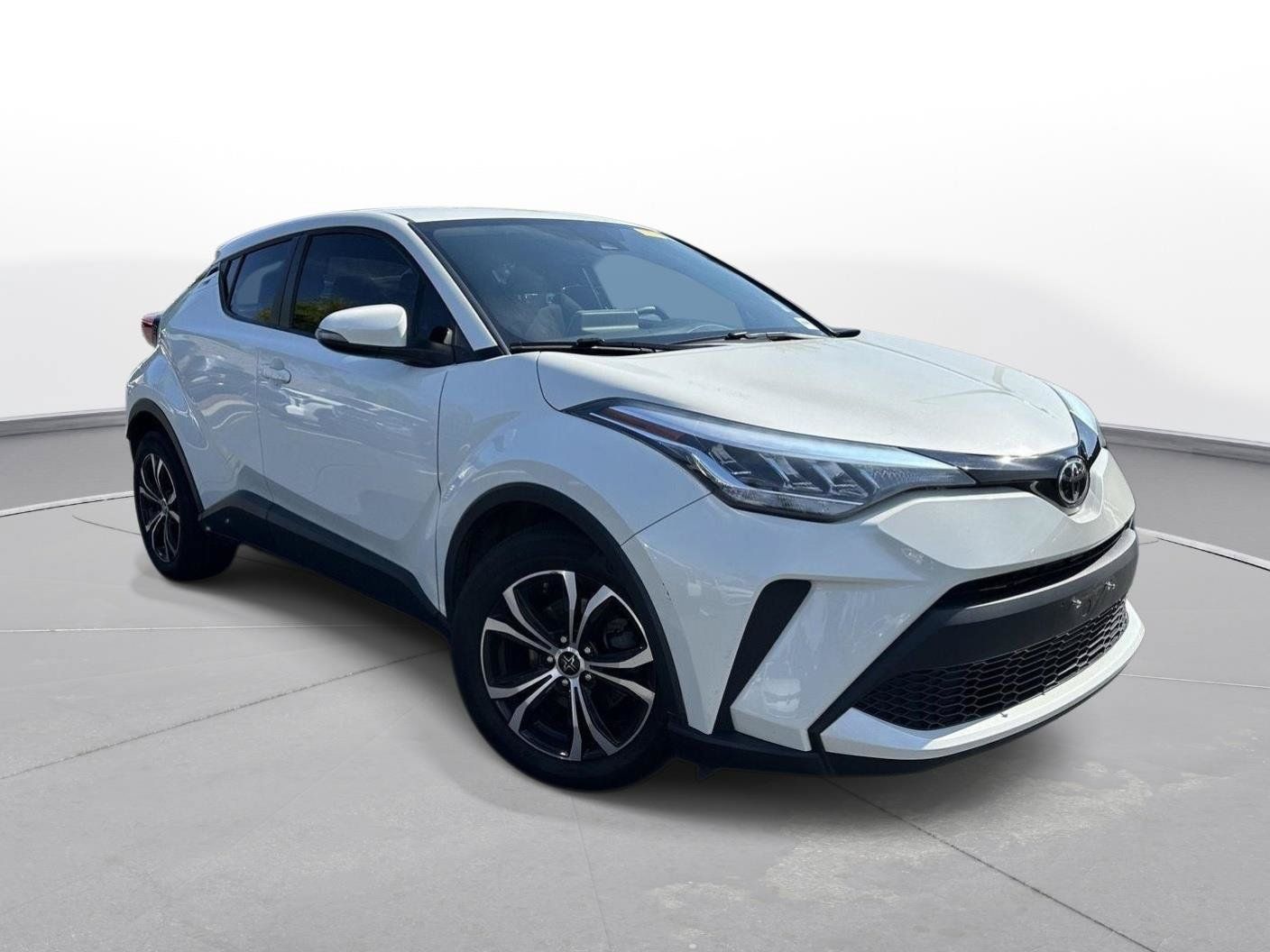 Used 2021 Toyota C-HR LE FWD image 32