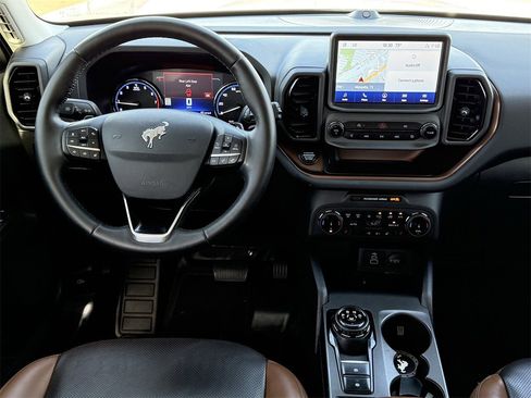 Certified 2024 Ford Bronco Sport Badlands w/ Premium Package image 11