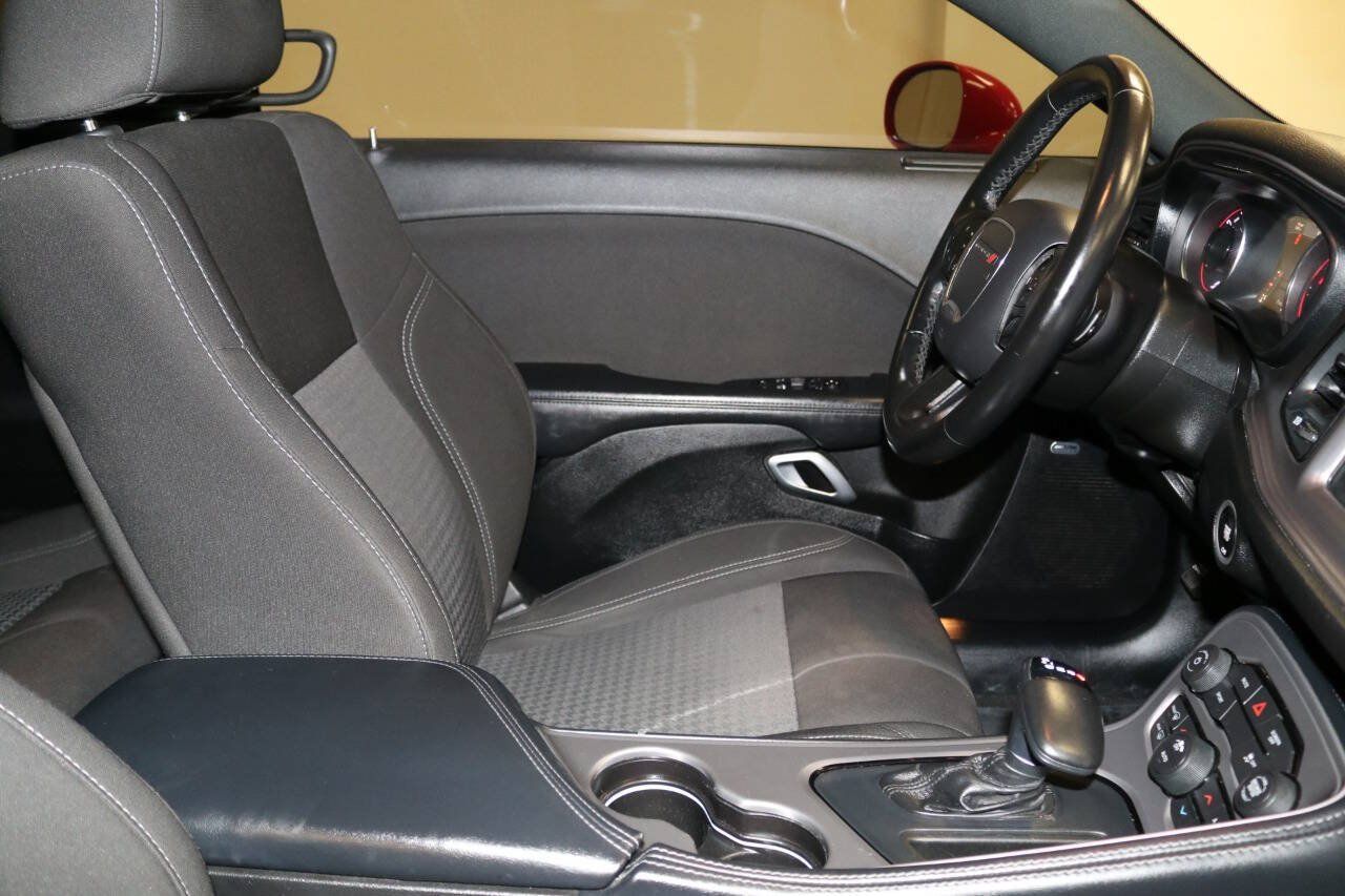 Used 2023 Dodge Challenger SXT RWD image 78