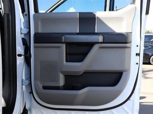 Used 2017 Ford F250 XLT image 27