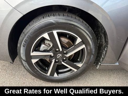 Used 2024 Nissan Sentra SV FWD image 33