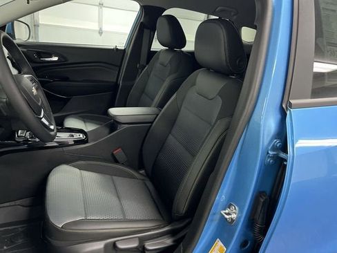 New 2026 Chevrolet Trax LT w/ Driver Confidence Package FWD image 18