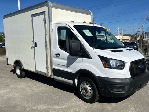 Used 2022 Ford Transit 350 DRW image 2