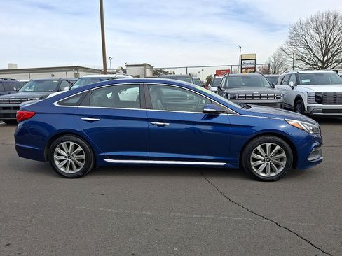 Used 2017 Hyundai Sonata Sport w/ Value Edition Package 02 image 7