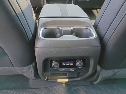 New 2026 Chevrolet Traverse Z71 w/ Enhanced Driving Package image 24