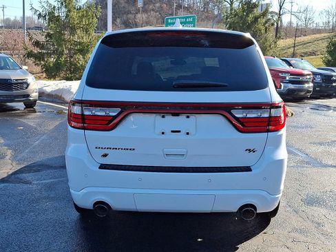 Used 2022 Dodge Durango R/T w/ Quick Order Package 22F image 5