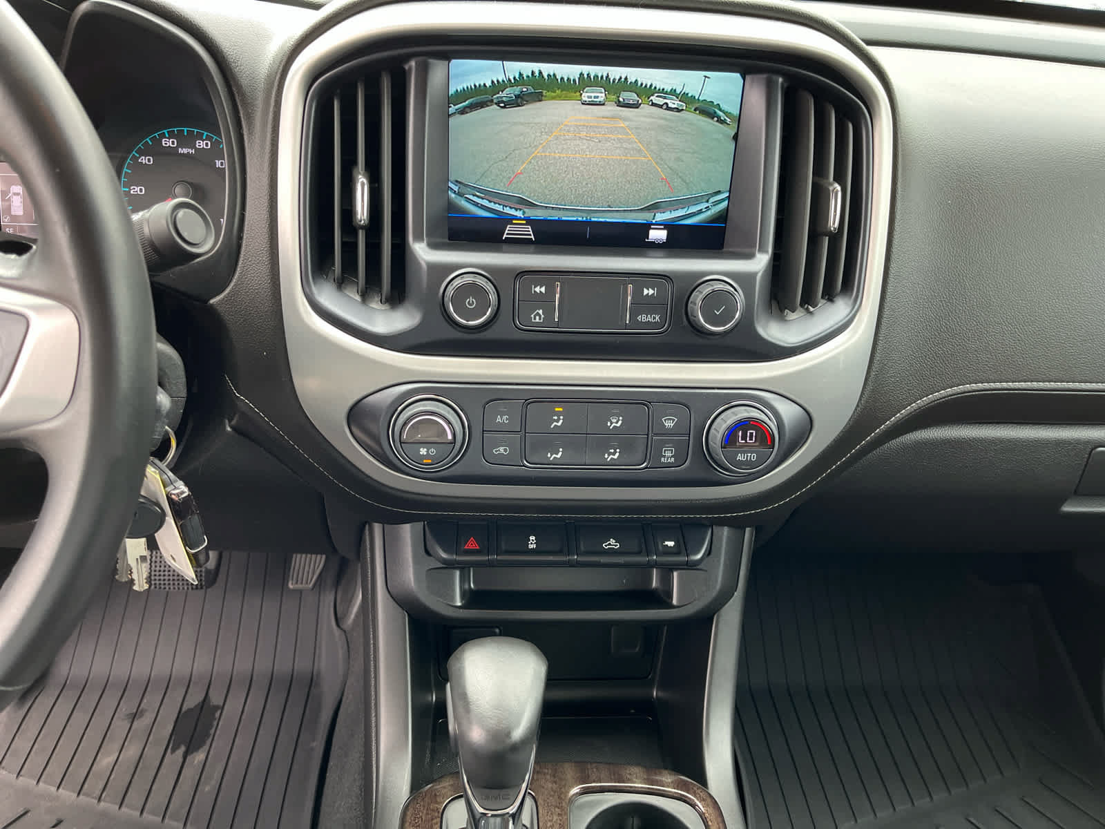 Used 2022 GMC Canyon Elevation w/ Trailering Package AWD/4WD image 17