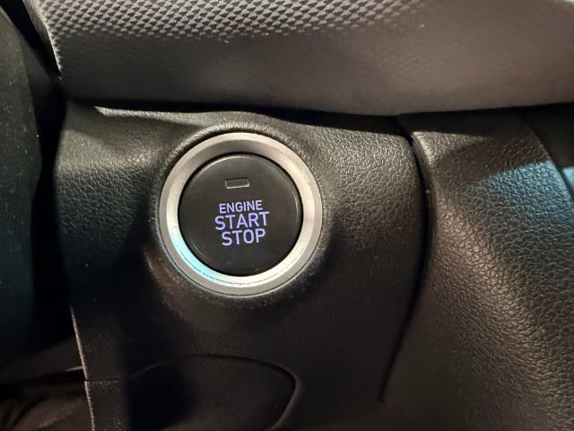 Used 2019 Hyundai Kona Ultimate AWD/4WD image 24