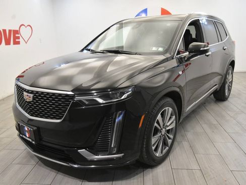 Used 2023 Cadillac XT6 Premium Luxury image 1