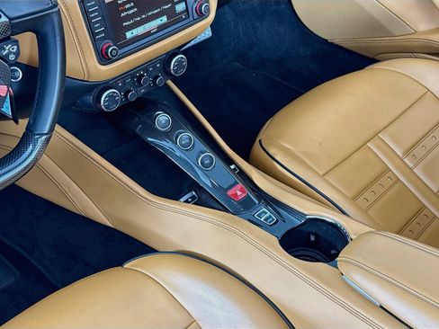 Used 2017 Ferrari California T RWD image 24
