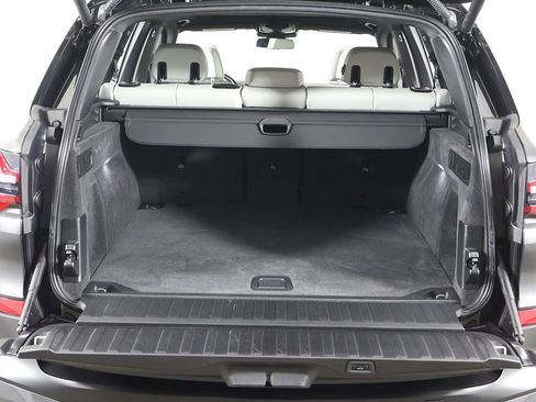 Used 2024 BMW X5 M60i image 24