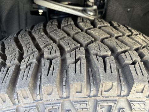 Used 2024 Ford Bronco Wildtrak image 29