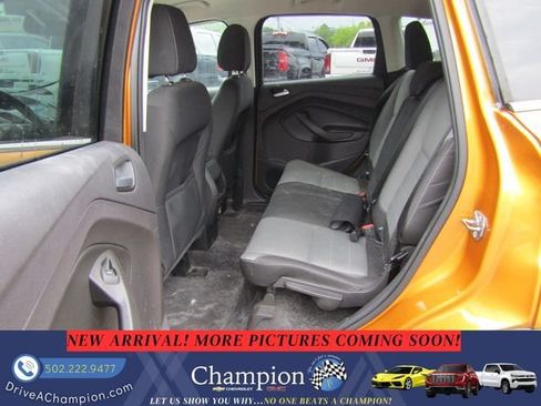 Used 2016 Ford Escape SE AWD/4WD image 8