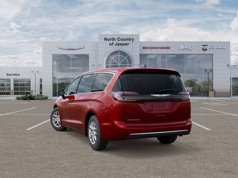 New 2026 Chrysler Pacifica Select image 4