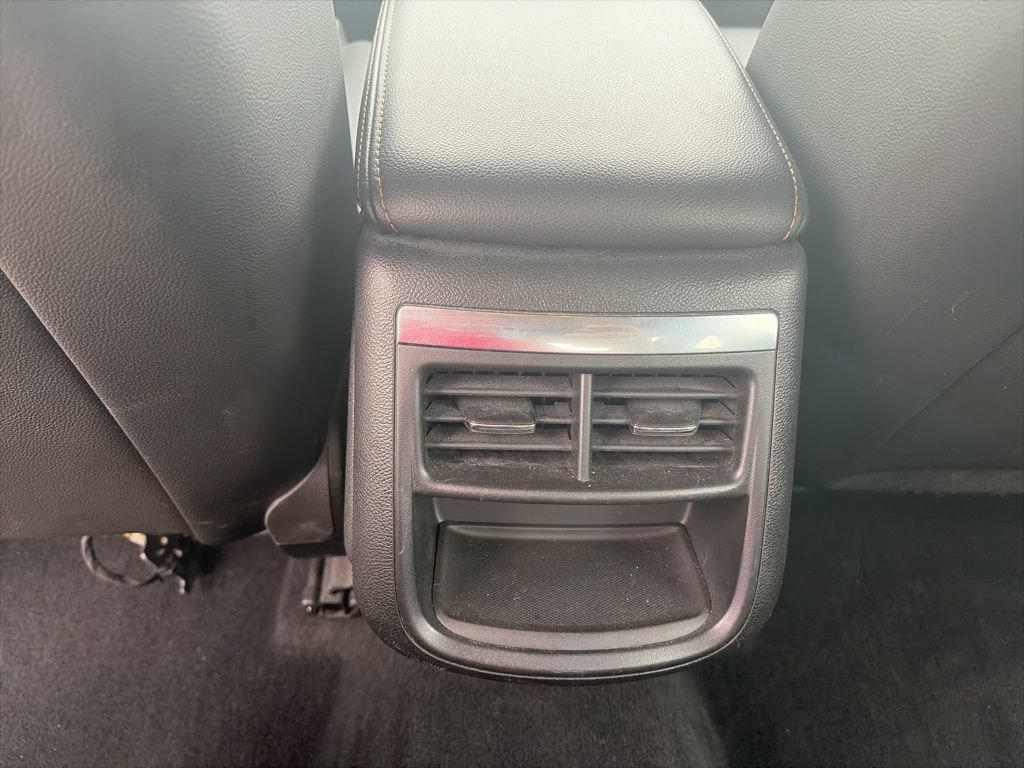 Used 2019 Chevrolet Impala LT FWD image 13