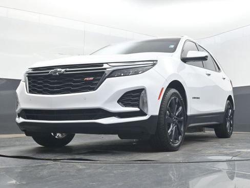 Used 2022 Chevrolet Equinox RS w/ RS Leather Package FWD image 24