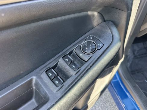 Used 2023 Ford Edge SEL w/ Convenience Package image 18